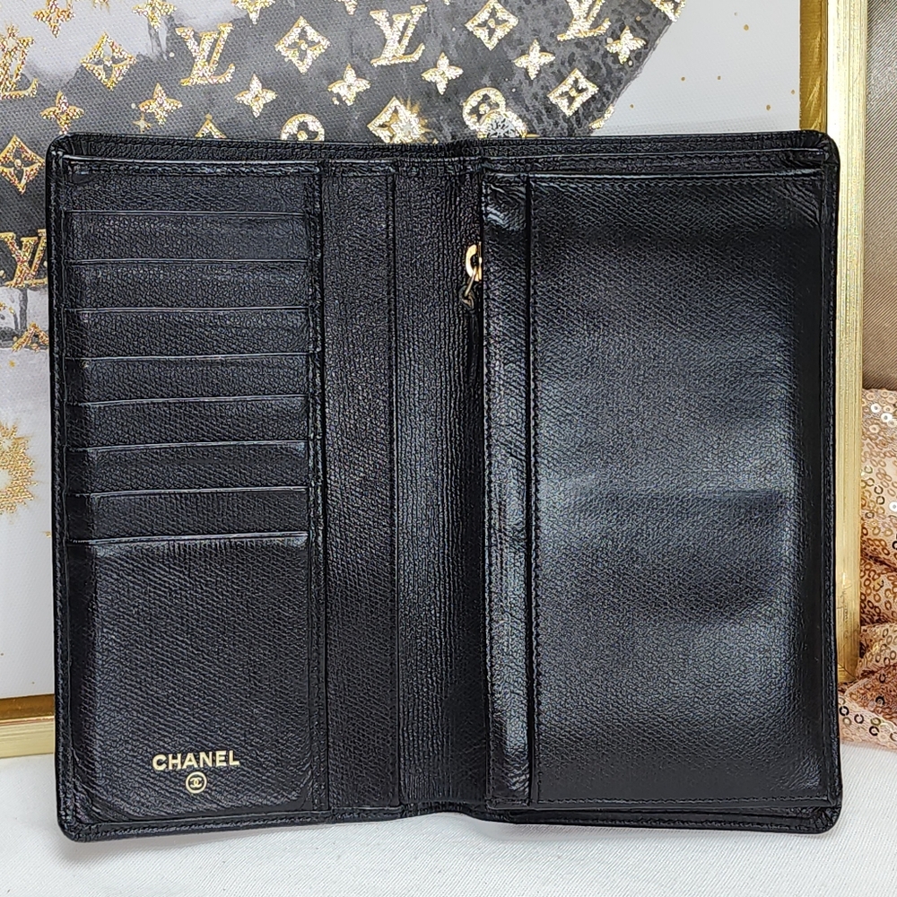 Authentic Chanel Bifold Caviar Calfskin Leather Wallet with Dust Bag - Picture 10 of 17